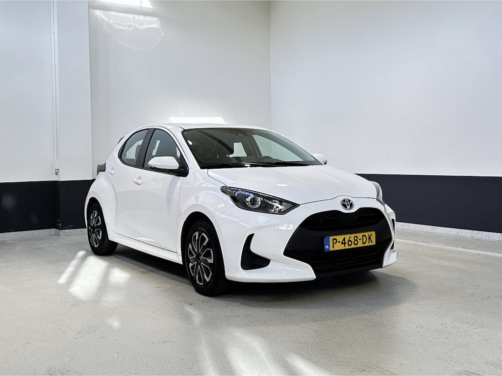 Toyota Yaris 1.5 Hybrid Active | Camera | Carplay/ Android Auto| NL | 1 EIg|