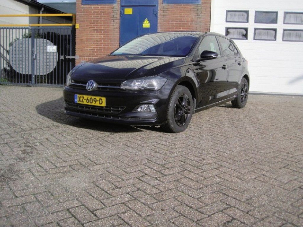 Volkswagen Polo 5 DRS Airco - Navi - Cruise - Elec pakket