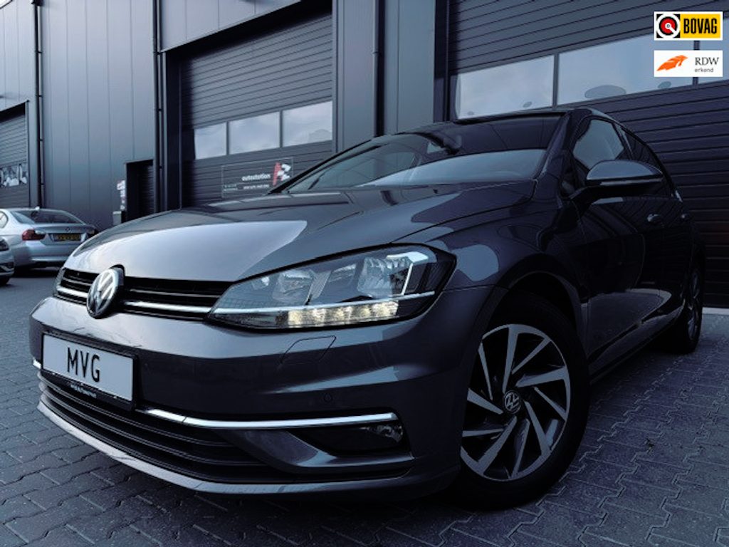 Volkswagen Golf 1.0 TSI 110PK|DSG|Carplay|Camera|ACC|Stoel verw|Clima|Led|PDC|Sound ed|Navi|LMV|Dealer onderhouden|