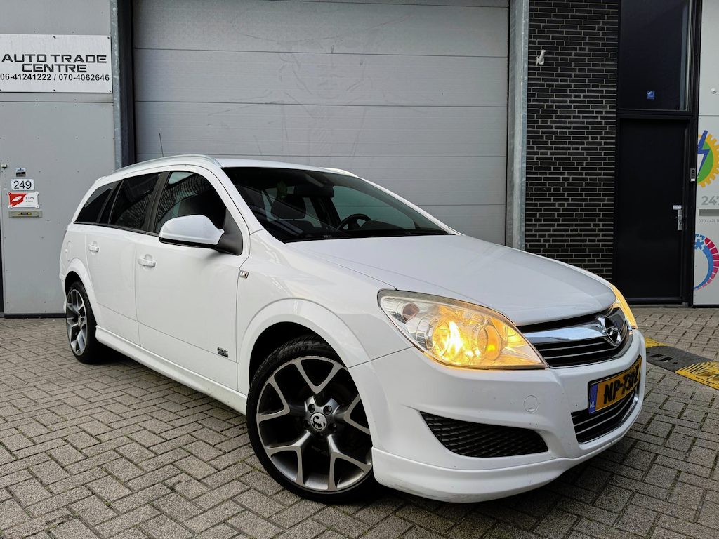 Opel Astra Wagon 1.6 Cosmo OPC Line