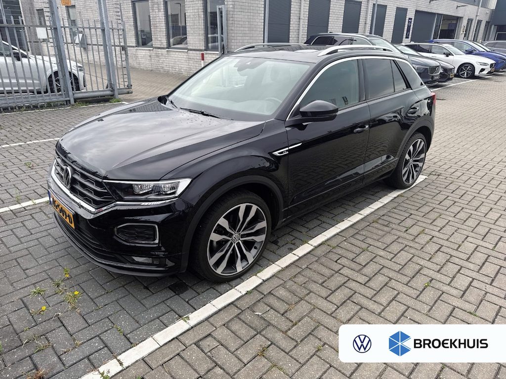 Volkswagen T-Roc 1.5 TSI 150 pk Sport Business R 7-DSG | Trekhaak | Panoramdak | Achteruitrijcamera | Climatronic | 19 inch LMV |