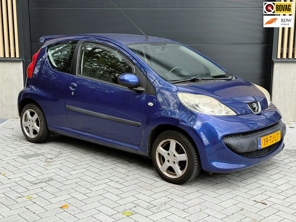 Peugeot 107 1.0-12V XS, CarPlay, Elektr. ramen, zeer sportief!