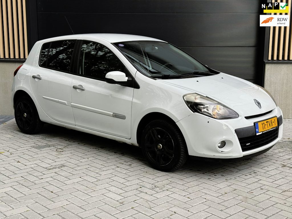 Renault Clio 1.2 Authentique, Airco, Cruise Control etc!