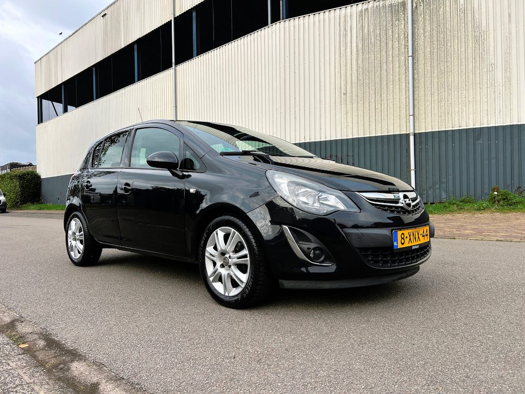 Opel Corsa 1.2-16V BlitZ Stoel-Stuur Verwarming/Navi/Bluetooth/Pdc