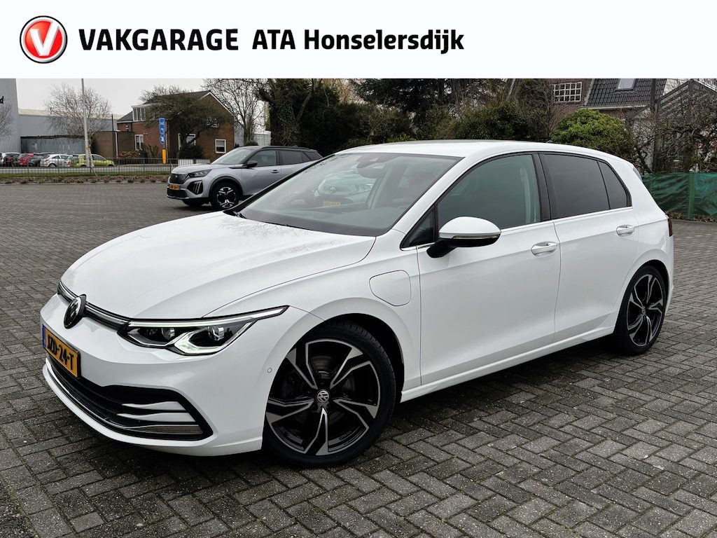 Volkswagen Golf 1.4 eHybrid Style | Cruise | Climate | Stoel/stuur verwarming |