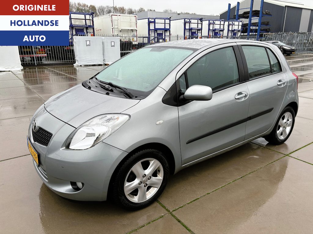 Toyota Yaris 1.3 VVTi Automaat ParkeerSensor Van Oma 1926!