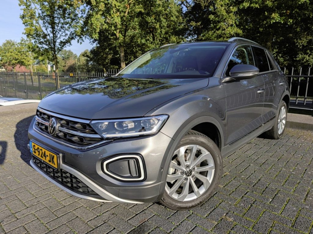 Volkswagen T-Roc 1.5 150PK Style | Trekhaak | Navi | ACC | Camera | LED | Stoelverw. | Half Leder | PDC | AppConnect