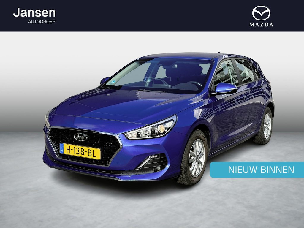 Hyundai i30 1.0 T-GDI Comfort / Navigatie / Camera / Cruise control / Climate control / All season banden / Parkeersensoren.