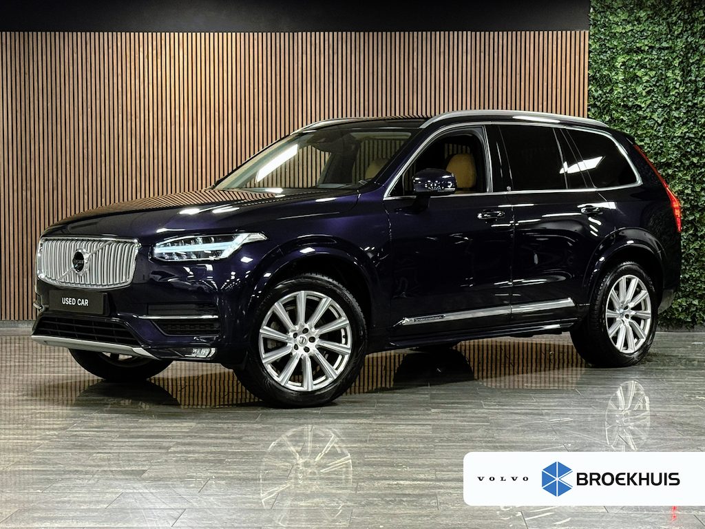 Volvo XC90 T6 AWD Inscription | Uniek! | Trekhaak | Stoelventilatie | 360 Camera | Head-Up Display | All Season banden | Stoelmassage | 320pk | Adaptieve Cruise Control | Stoelverwarming | 20 Inch | Full LED Meesturende koplampen | Pilot Assist | BLIS Dode Hoek Detectie | Nappa Lederen bekleding | Zitting verlenging voorstoelen | Keyless Drive | Parkeersensoren voor+achter | Elektrisch bedienbare achterklep | Verlichte instaplijsten | Volvo On Call met mobiele App functie | Denim Blue Metallic |