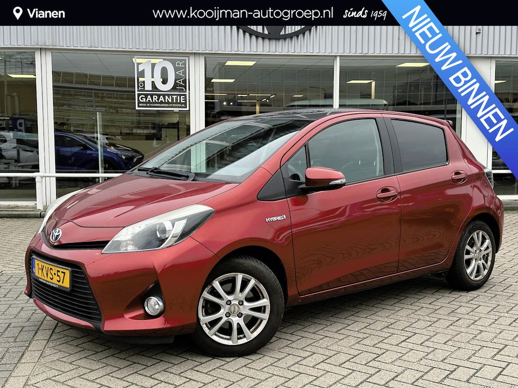Toyota Yaris 1.5 Full Hybrid Dynamic Dealeronderhouden, keyless entry, panoramadak, nette staat!