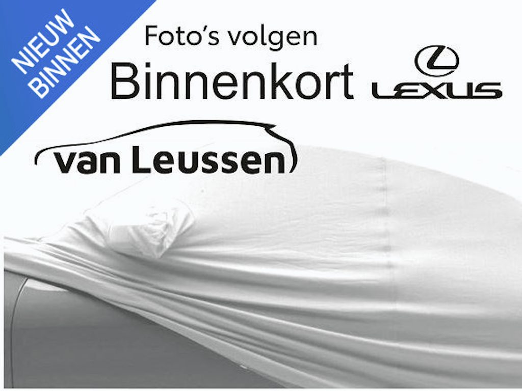 Lexus LBX 1.5 Emotion 2WD NL-AUTO STOELVERW STUURVERW PARK-SENS BLIND-SPOT