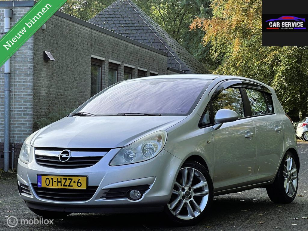 Opel Corsa 1.4-16V Cosmo|NAP|APK|STUUR|STLVW|LMV|PDC|OH DO|
