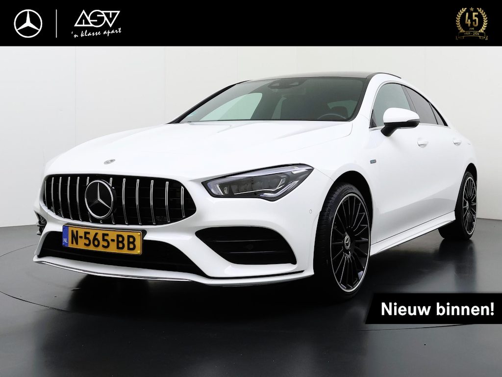 Mercedes-Benz CLA 250 e Business Solution AMG Limited | Panorama - Schuifdak | Adaptieve Cruise Control | 19" AMG Velgen | Widescreen Cockpit | Stoelverwarming | Achteruitrijcamera | Sfeerverlichting