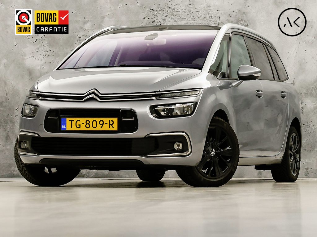 Citroën C4 Grand SpaceTourer 1.2 PureTech Sport 7 Persoons Automaat (ORG NL, TREKHAAK, APPLE CARPLAY, GROOT NAVI, GETINT GLAS, TREKHAAK, SPORTSTOELEN, CAMERA, CRUISE, NIEUWE APK, NIEUWSTAAT)