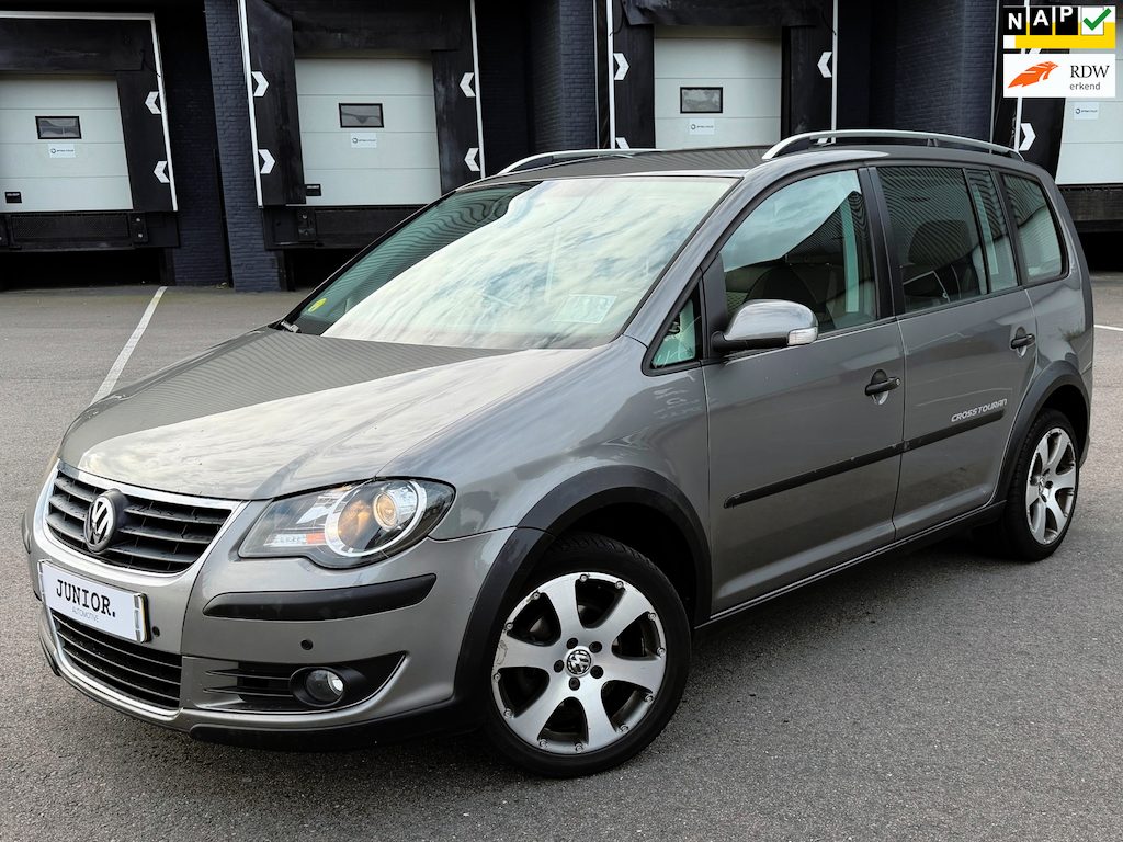 Volkswagen Cross Touran 1.4 TSI 5p. AUTOMAAT/XENON/CRUISE/CAMERA/TREKHAAK
