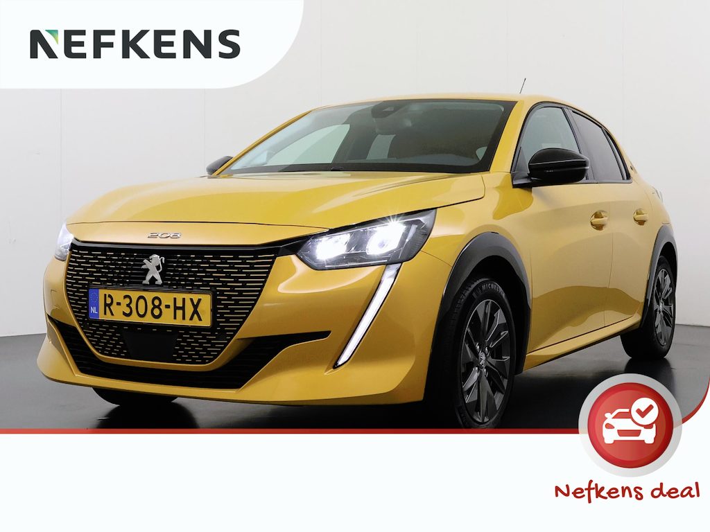 Peugeot e-208 Allure Pack 50 kWh 136pk | Accu 94% | Navigatie | Camera achter | Cruise control adaptief | 3D i-Cockpit | Automatische airco | Apple Carplay en Android auto