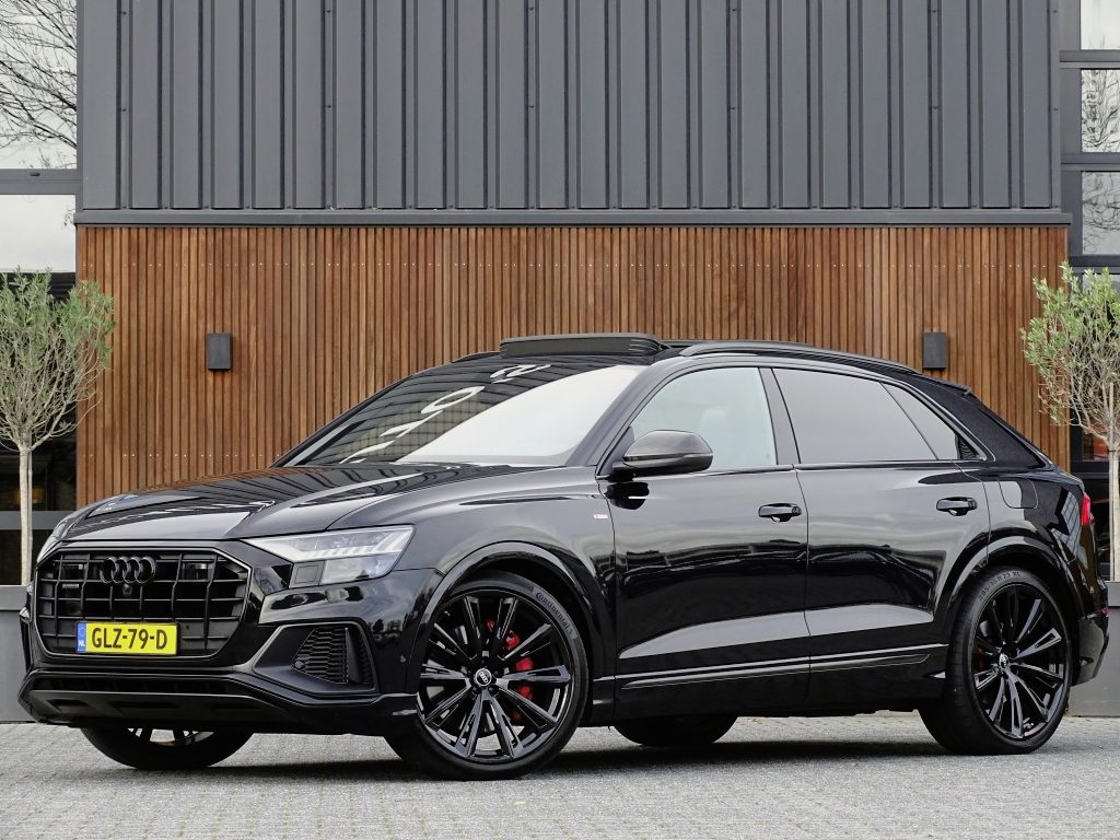 Audi Q8 55 TFSI e 381PK Quattro S line / Carbon / 23'' / B&O / 360°