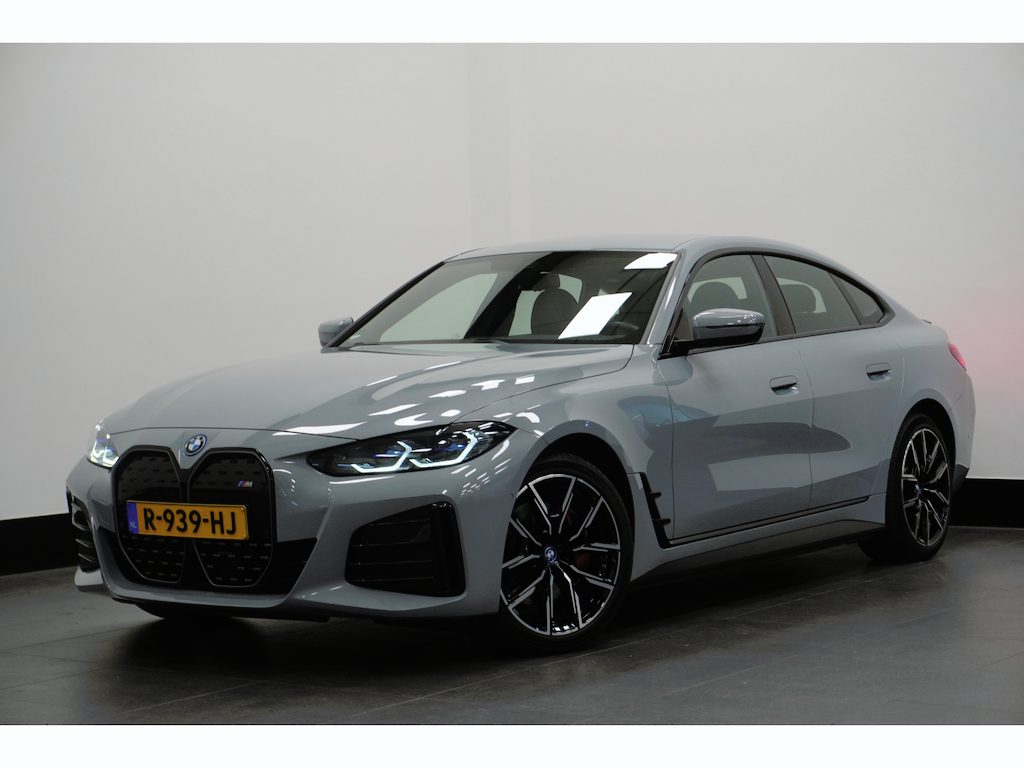 BMW i4 eDrive40 M-Sport High Executive 84 kWh 3 fasen | Laser | Head-up | Leder | Camera | €34.900,- incl. BTW