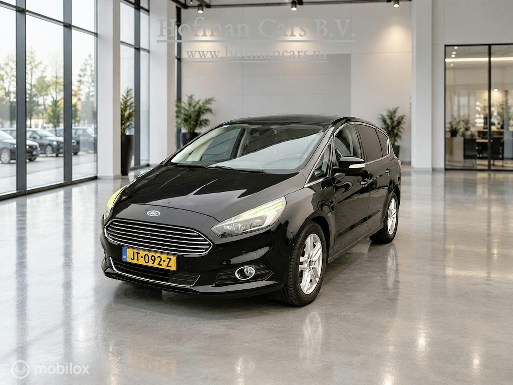 Ford S-Max 2.0 Vignale Automaat | 5-Persoons | Panoramadak | Leder | Trekhaak | Camera