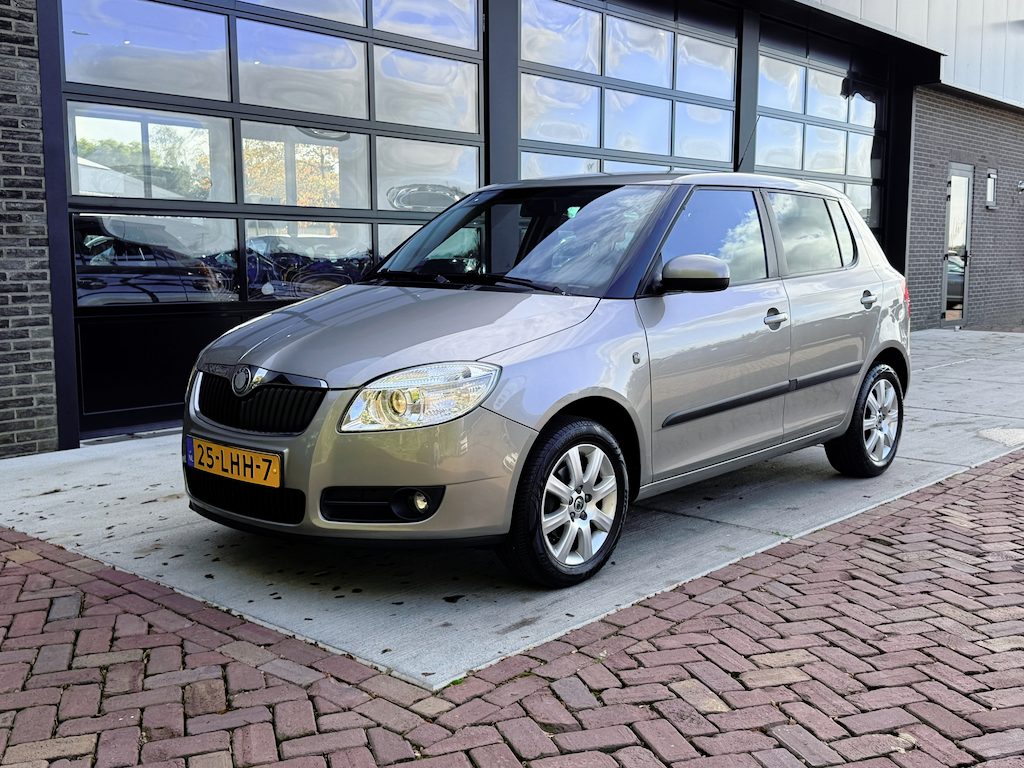 Skoda Fabia 1.4-16V Sprint | 5 Deurs | Clima | Trekhaak