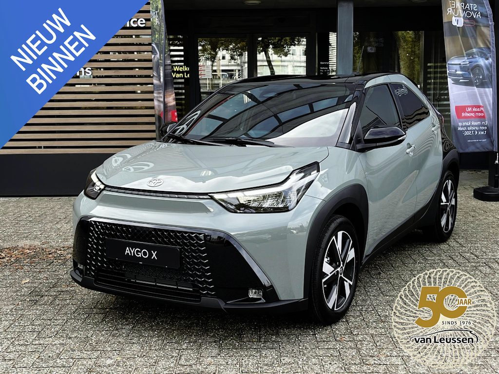 Toyota Aygo X Hybrid 115 pulse KEYLESS PARK-SENSOR APPLE/ANDROID CLIMA CAMERA AD-CRUISE EL-SPIEGELS