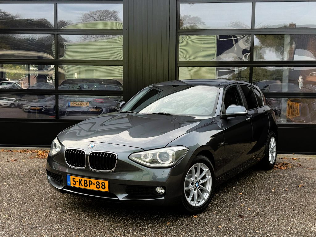 BMW 1-Serie 118i Sport Executive Xenon Navi Aut.
