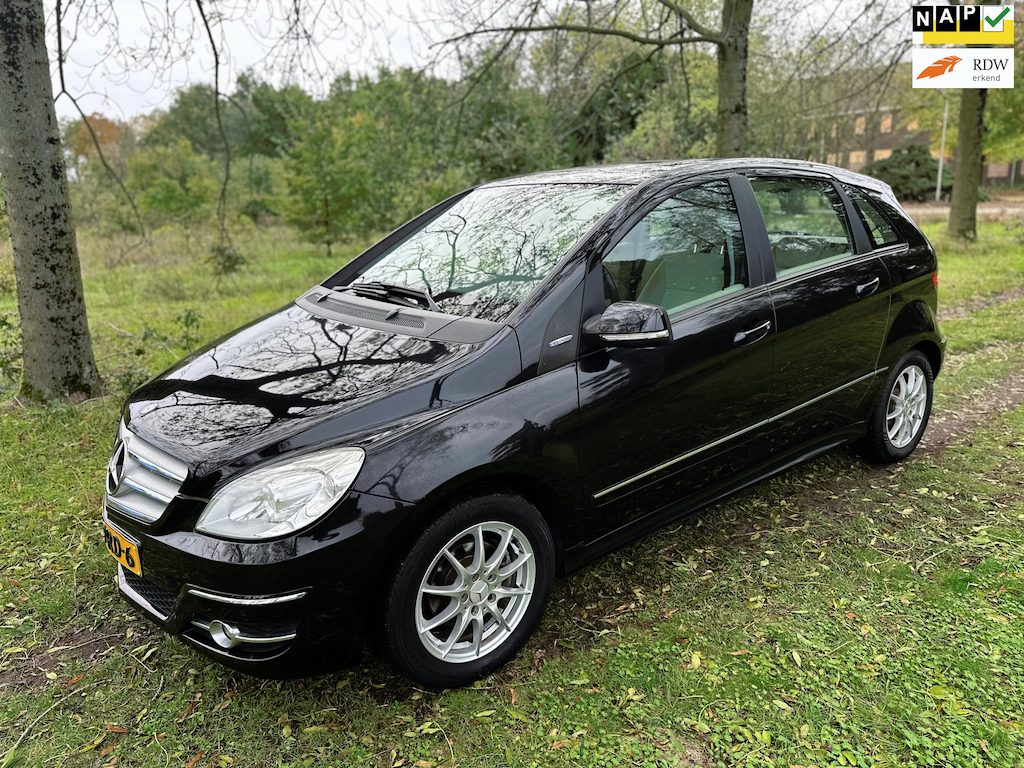 Mercedes-Benz B-klasse 160 BlueEFFICIENCY Business Class apk t/m 01-05-2027