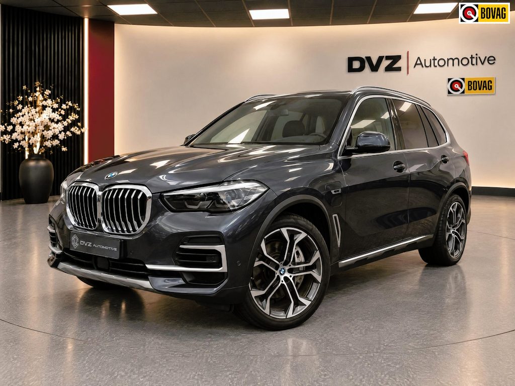 BMW X5 XDrive45e 394PK High Executive | X-Line | SOH 98% | Luchtvering | Memory