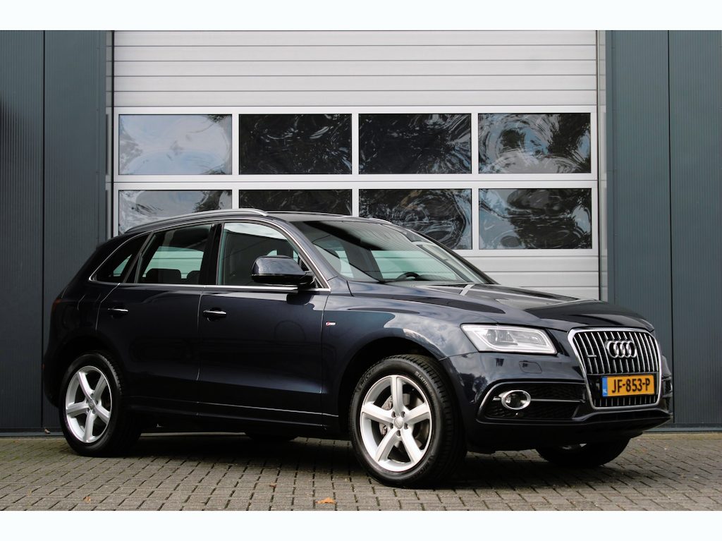 Audi Q5 2.0 TFSI quattro Adrenalin Sport S-Line 230pk Cruise/Stoelverwarming/Bi-Xenon/PDC/Navi/Bluetooth/Radio/LED/19"LM/Trekhaak