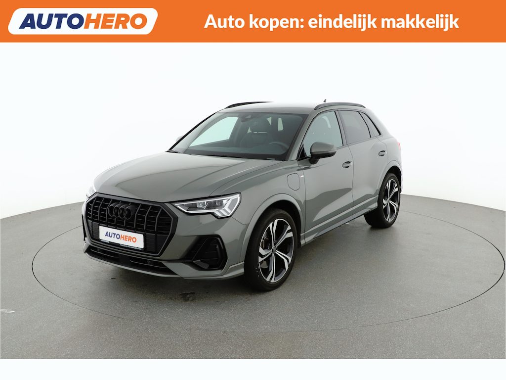 Audi Q3 45 TFSI e S edition |FA12600|