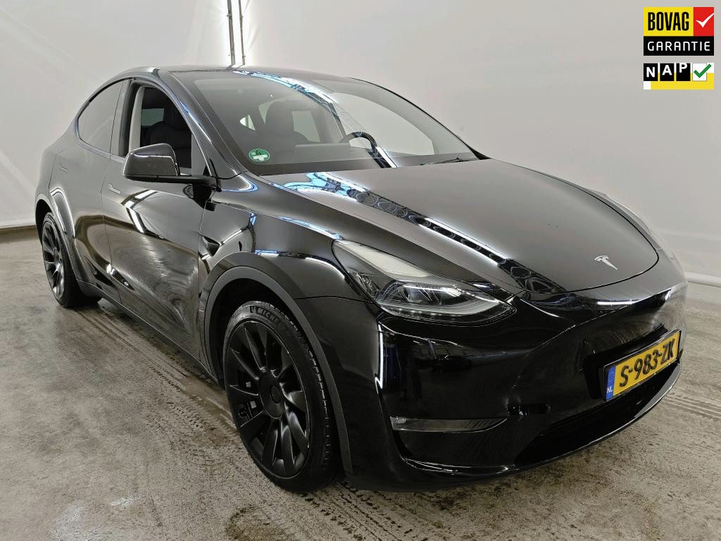 Tesla Model Y Long Range AWD 75 kWh 20"