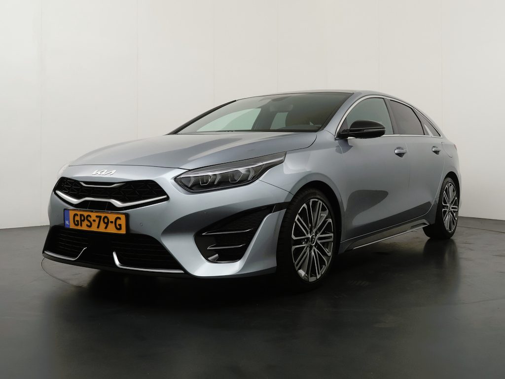 Kia ProCeed 1.5 T-GDi GT-PlusLine - Adaptive Cruise- Climate Control - Stoel/Stuurverwarming - DAB- Navigatie-Apple Carplay/Android Auto Fabrieksgarantie 23-10-2031 of 150.000 km