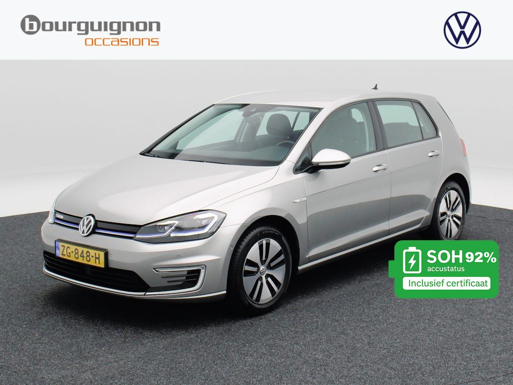Volkswagen E-Golf 136 Pk | Full LED | Adaptive Cruise | Warmtepomp | Navigatie | 16 Inch | 98.528 Km !!