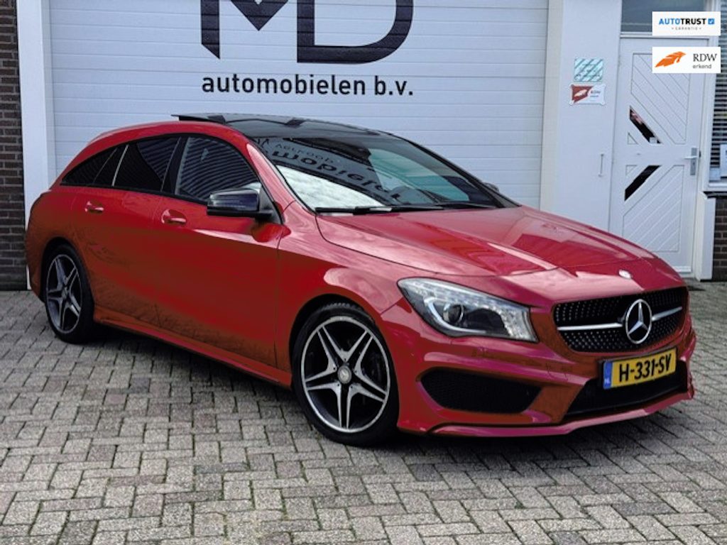 Mercedes-Benz CLA Shooting Brake 200 Night Edition - Panorama dak - Automaat - LED - Stoelverwarming - Alcantara / Leder -