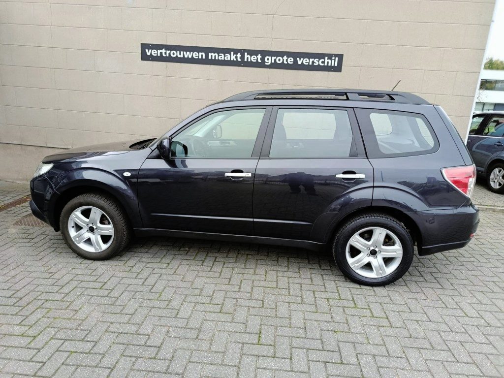 Subaru Forester 2.0 LUXURY