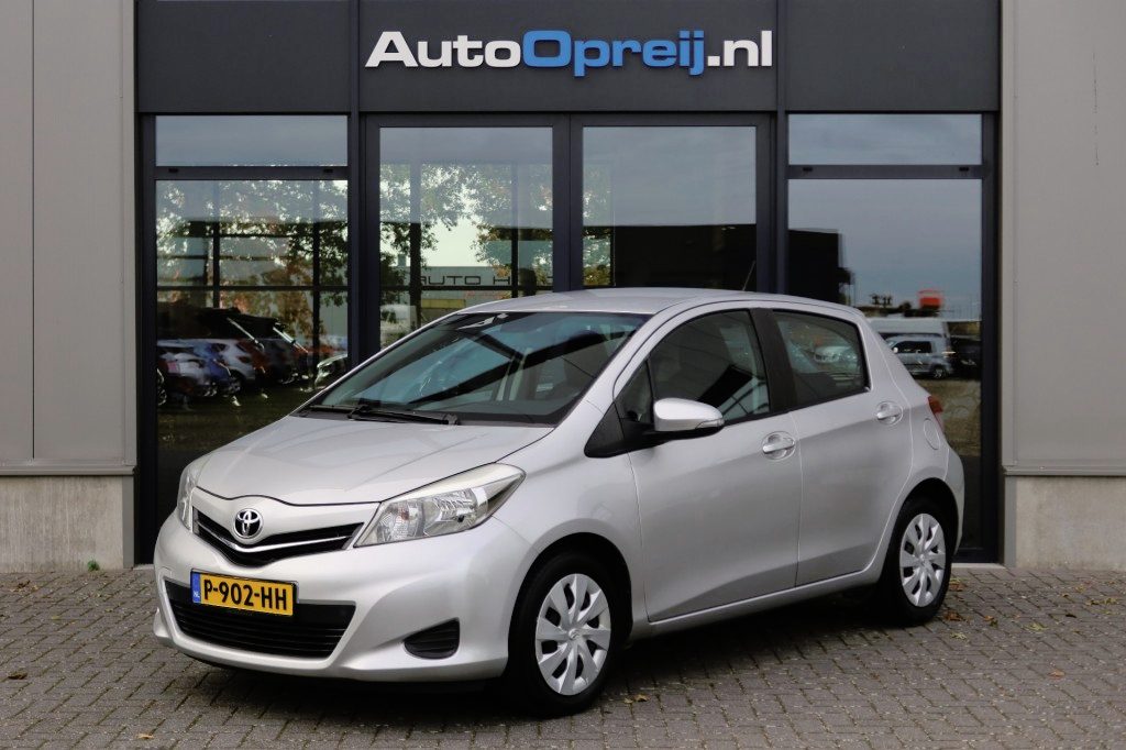Toyota Yaris 1.0 VVT-i Aspiration 5drs. Airco, Camera, Stoelverwarming