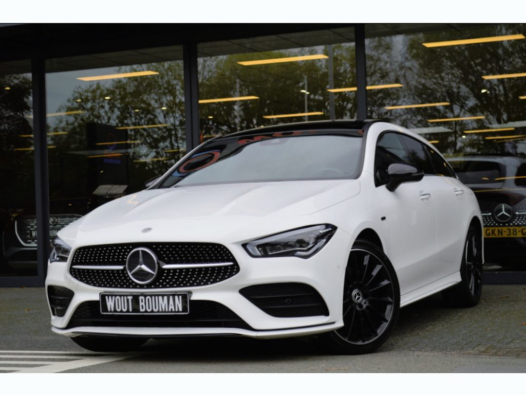 Mercedes-Benz CLA Shooting Brake 250 e AMG Multibeam Panorama Memory Sfeer Camera Night Pdc