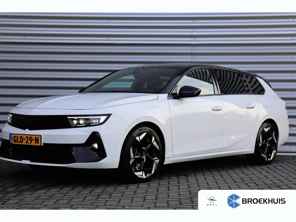 Opel Astra Sports Tourer 1.6 PLUG IN HYBRID 225PK GSE / NAVI / ALCANTARA / CLIMA / LED / PDC / 18" LMV / CAMERA / HUD / ADAPT. CRUISECONTROL / WINTERPAKKET / UNIEK / NIEUWSTAAT !!