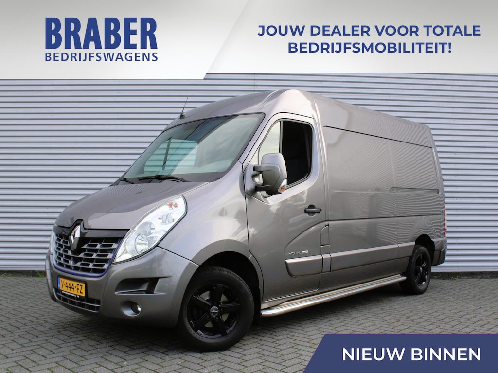 Renault Master T33 2.3 dCi L2H2 Stop & Start | Automaat | Trekhaak | Camera | Airco | Navi | Cruise | 16" LM | PDC | Licht-/regensensor | Volledig betimmerd |