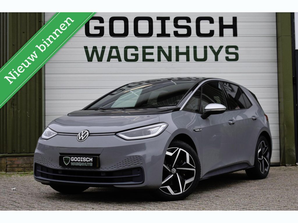 Volkswagen ID.3 First Plus 58 kWh | Camera | IQ Light | Stoel/Stuurverwarming |