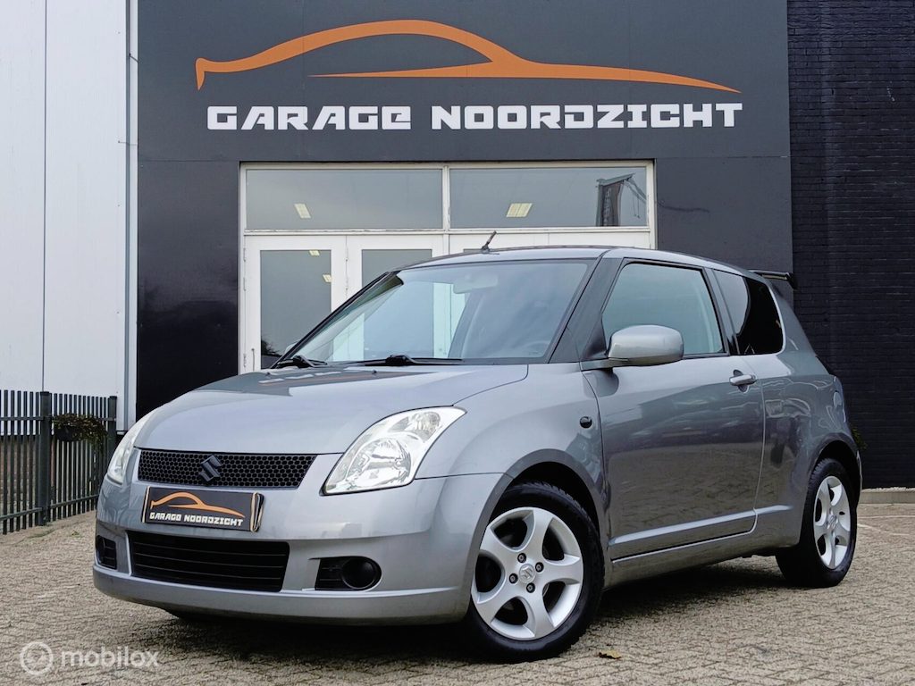 Suzuki Swift 1.5 Exclusive 102 PK