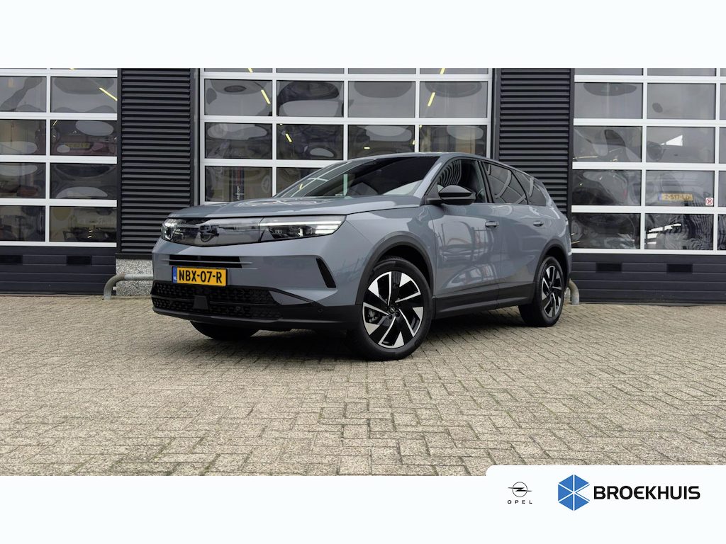 Opel Grandland 1.2 Turbo Hybrid GS | Focal | Pano | Stoel + Stuur verwarming | Dodehoekdetectie | Elektrische achterklep | HUD | Apple Carplay / Android Auto | Achteruitrijcamera | Apple Carplay/Android Auto|telefoonintegratie premium | Audio installatie premium