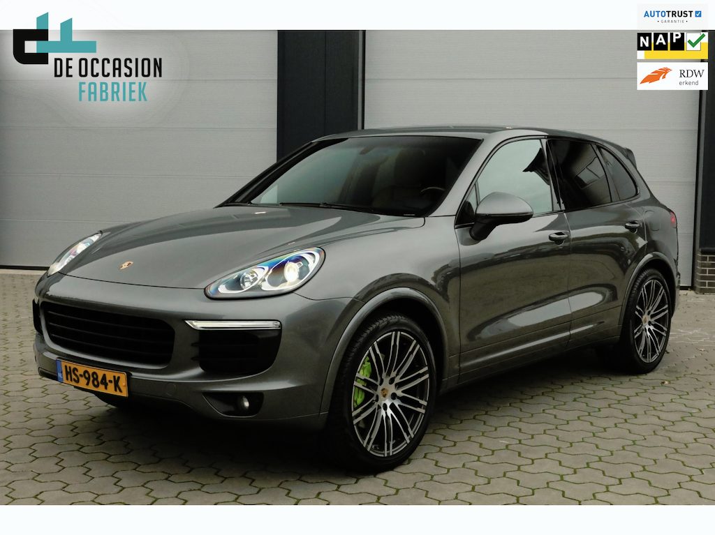 Porsche Cayenne 3.0 S E-Hybrid Trekhaak Luchtvering Stuurverwarming