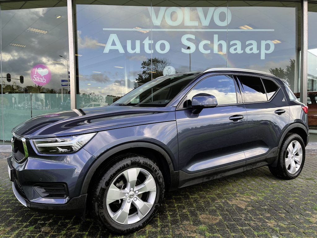 Volvo XC40 1.5 T2 Momentum Pro Automaat | Rijklaar incl 12 mnd Bovag | Panoramadak Leder Camera Carplay