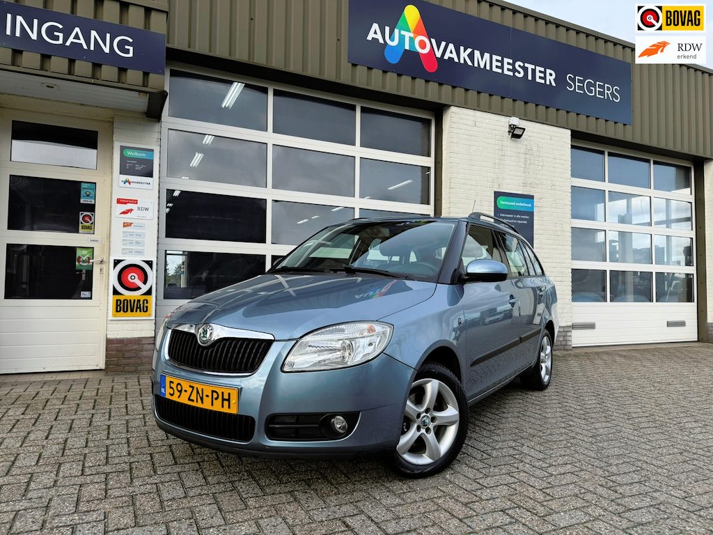 Skoda Fabia Combi 1.6-16V Ambiente|Automaat|Airco|Cruise control|