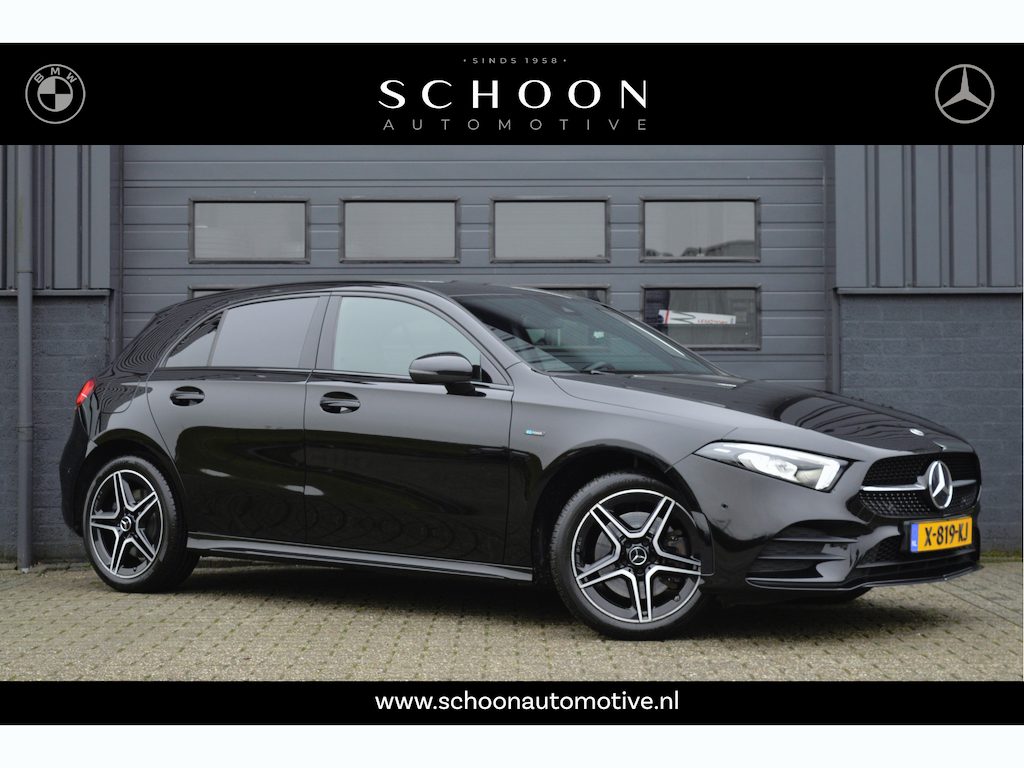 Mercedes-Benz A-klasse 250 e | AMG | SOH 100% | SFEERVERLICHTING |