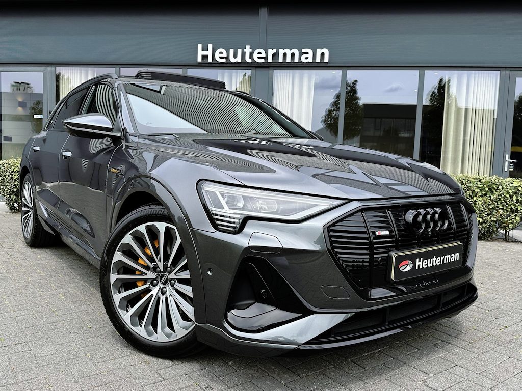 Audi E-tron 55 Quattro S Edition/Pano/Trekhaak/B&O/95%SOH