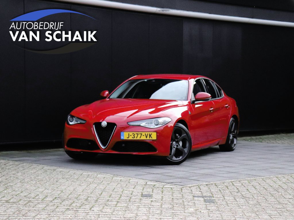 Alfa Romeo Giulia 2.0T Super 200PK |LEDER | CAMERA | NAVI | ADAPT. CRUISE |
