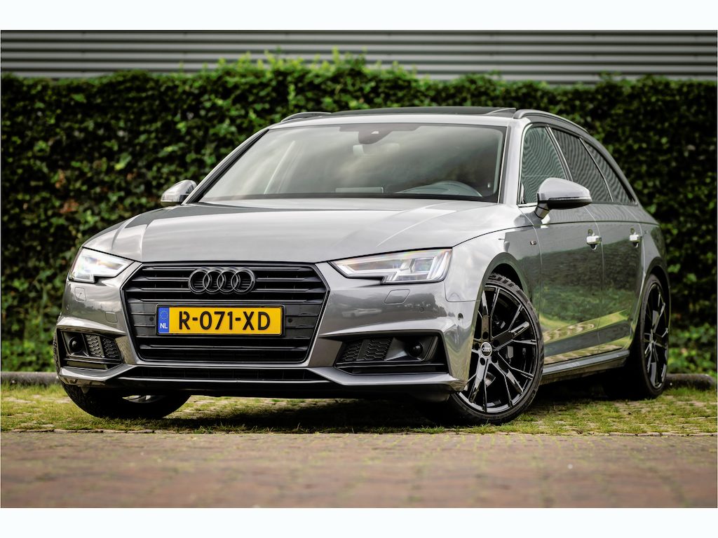 Audi A4 Avant 2.0 TFSI Sport S line Black Edition 252Pk Automaat | PANORAMADAK, HEAD UP DISPLAY, GROOT NAVI, ADAPTIVE CRUISE, SFEERVERLICHTING, CAMERA, DODEHOEK DETECTIE, DIGITAL COCKPIT, CARBON SIERLIJSTEN, STOELVERWARMING VOOR/ACHTER |
