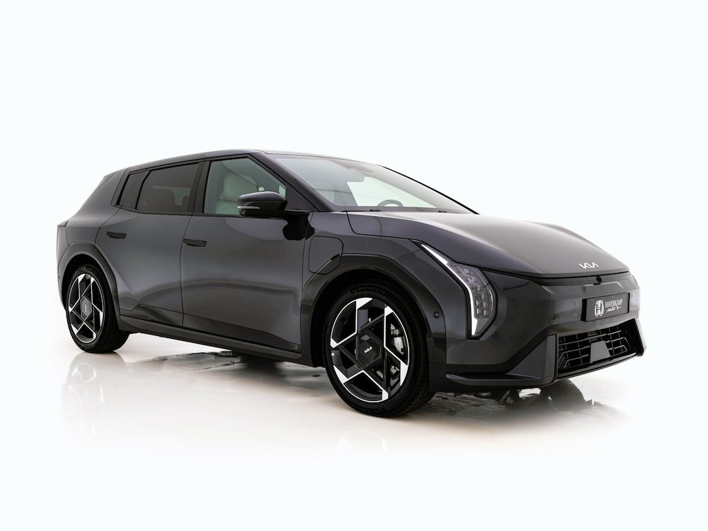Kia EV4 GT-Line 81.4 kWh (3-Fase-11kW) { SoH-100%} Aut. *HEATPUMP | LEATHER | HARMAN/KARDON | PREMIUM-RELAX-SEATS | ADAPTIVE-LED | V2L | TOPVIEW | CARPLAY | BLINDSPOT | DIGI-COCKPIT | PRIVACY-GLASS | ECC | PDC | HEATED /VENTILATED | 19"ALU*